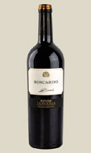 "Rispasso" Valpolicella D.O.C. Classico Biscardo 0,75 l - Ein duftiges, verspieltes Bouquet, dominiert von roten Johannisbeeren und saftigen Kirschen. Am Gaumen ein angenehmer, nicht zu schwerer Wein, der ohne Tannin auskommt und dabei mit intensiven Fruchta...
