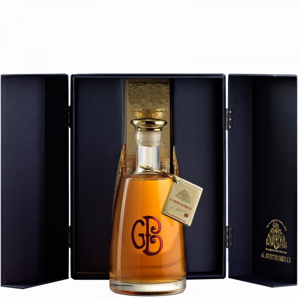 Grappa Celebration GB 40,0 % vol. in edler Geschenkbox0,7 l nur 51,99 � statt 59,00 �